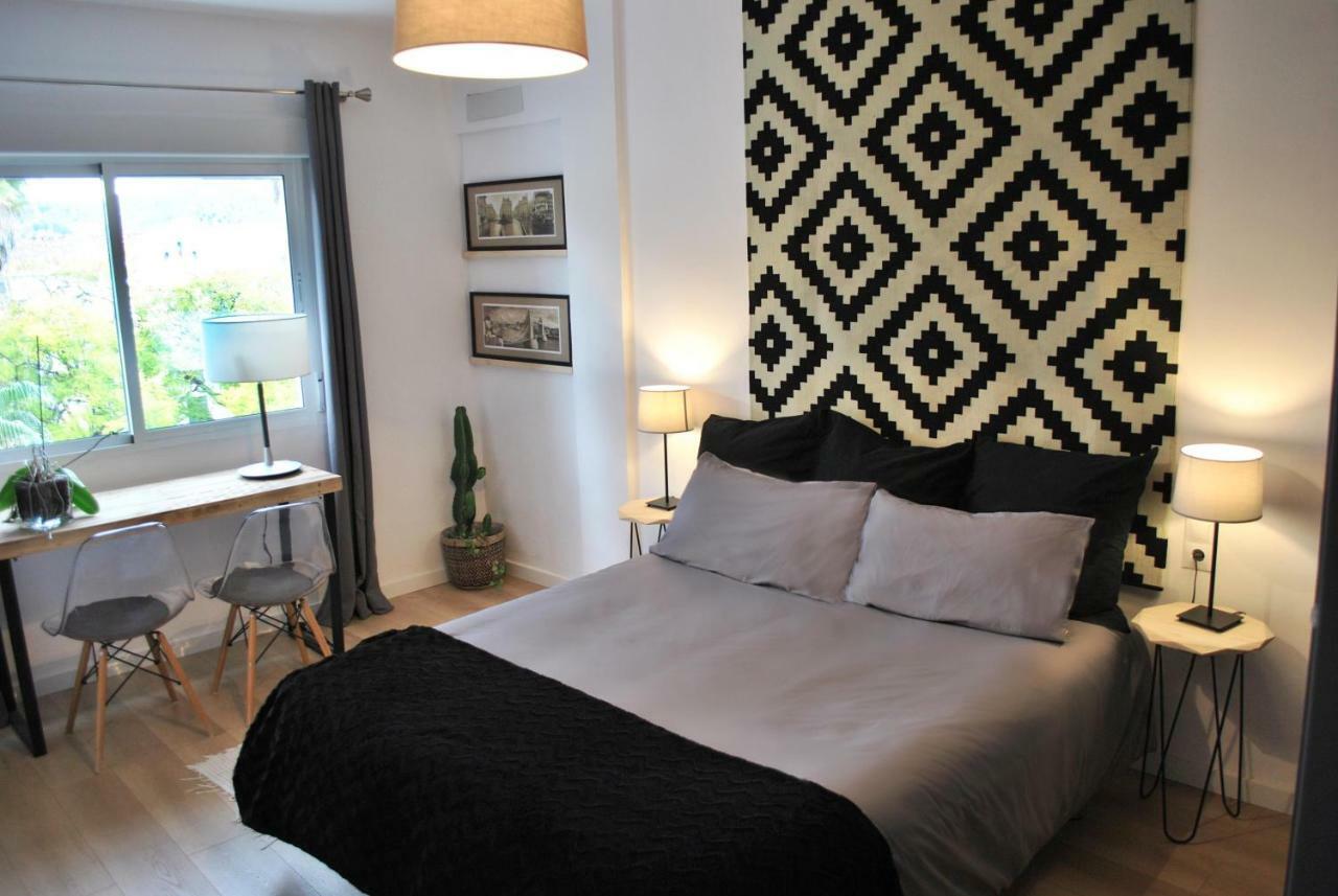 The Boho-Chic Oasis, Lovely City Center Apartment Malaga Ngoại thất bức ảnh