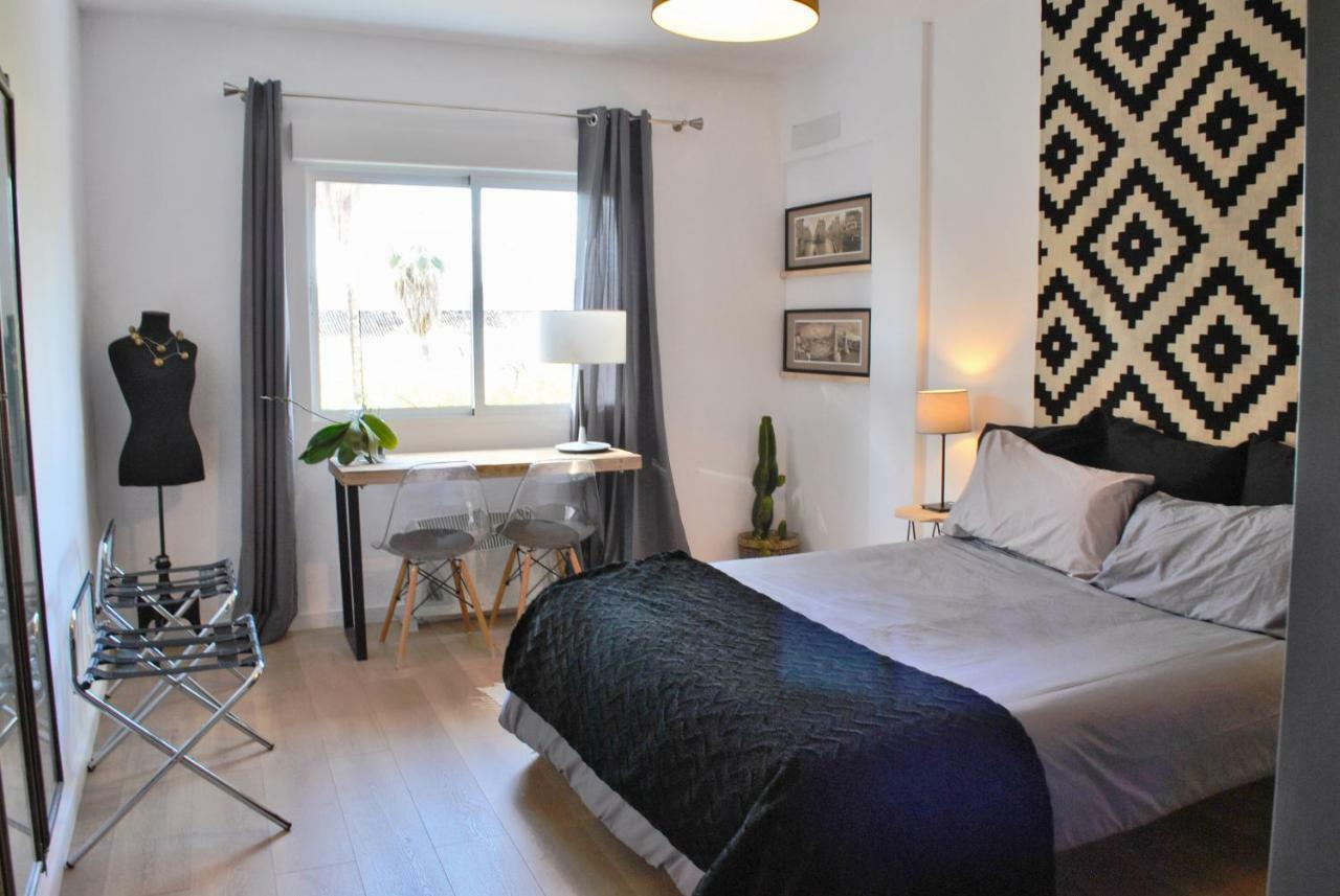 The Boho-Chic Oasis, Lovely City Center Apartment Malaga Ngoại thất bức ảnh